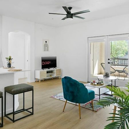 Cozysuites Glendale By The Stadium With Pool 02 Exterior foto