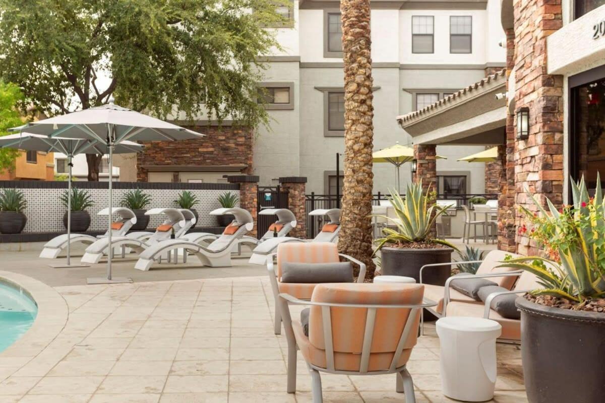 Cozysuites Glendale By The Stadium With Pool 02 Exterior foto